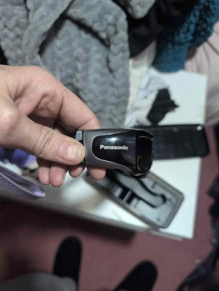 Photo of free 3d glasses and case (Erith DA8) #4
