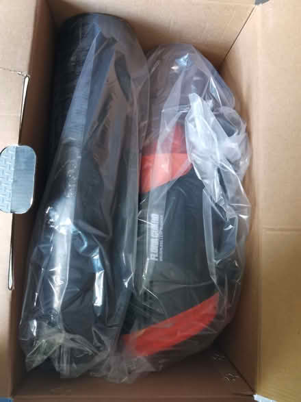 Photo of free Cordless leaf blower - requires Makita 18V battery. (West End GU24) #2
