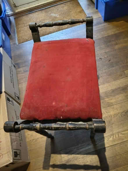 Photo of free Piano stool (East Hill DA1) #3