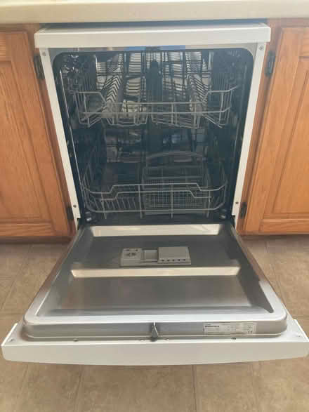 Photo of free Curry’s Diswasher (Ardvarna, Oughterard) #2