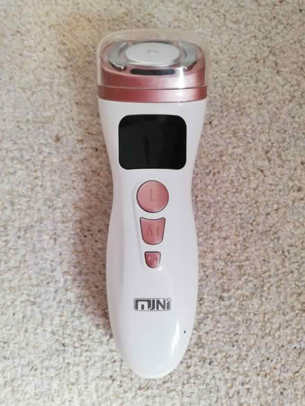 Photo of free Mini Hifu beauty device (Warmley BS30) #1