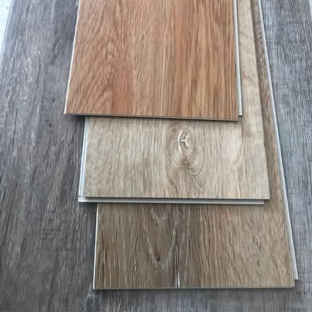 Photo of LVT floor panels odd and ends (Marston HR6) #1