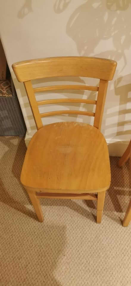 Photo of free 4 dining chairs (Wr143hp) #1
