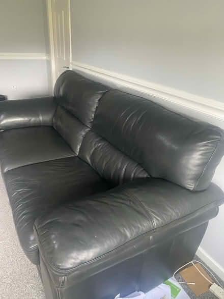 Photo of free 3-seater sofa (Kirkintilloch G66) #3