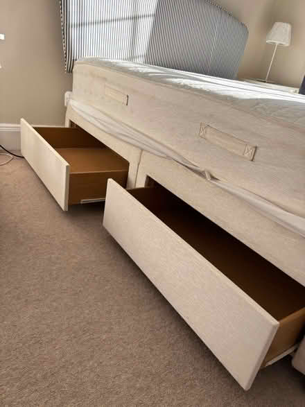 Photo of free King size bed (Batchwood AL3) #4