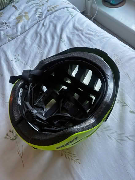 Photo of free Neon green helmet (Clapham SW8) #3