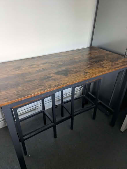 Photo of free Dining/Bar Table & 2 Stools (Upper Holloway N4) #1