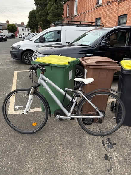 Photo of free Ladie’s bicycle (needs repair) (Dublin 8 (Clanbrassil st area)) #1