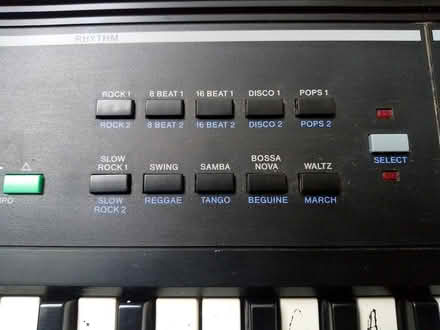 Photo of free 'Realistic' Concertmate750 keyboard (Highbury N5) #3