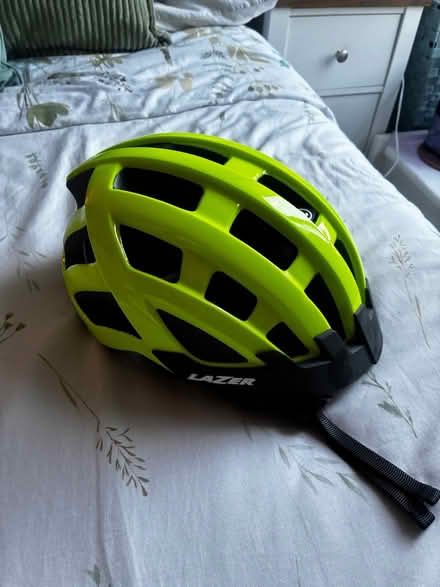 Photo of free Neon green helmet (Clapham SW8) #2