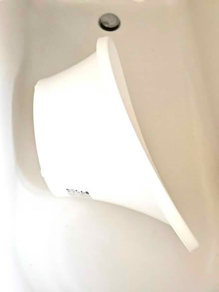 Photo of free Shnuggle baby bath (Fetcham / Bookham KT22) #2