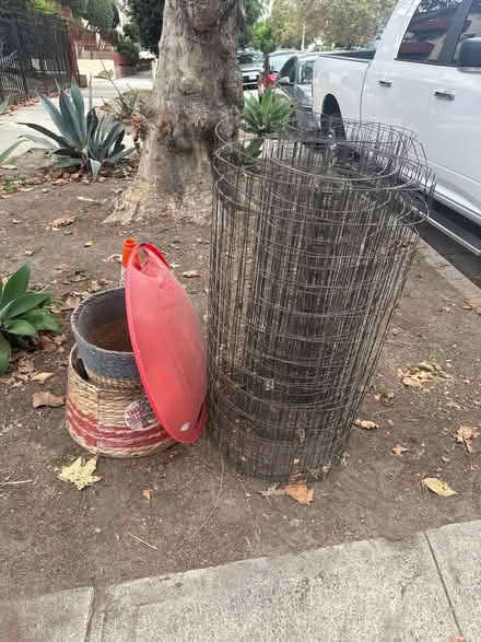 Photo of free Wire fence, baskets (Korea town) #1