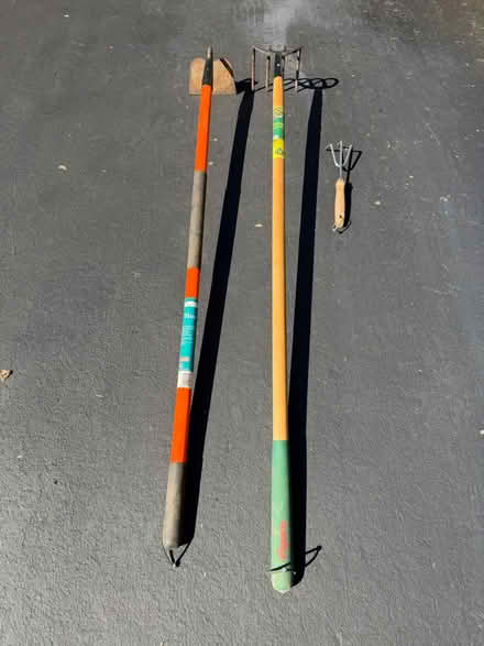 Photo of free Garden tools (Near Wootton High School) #1