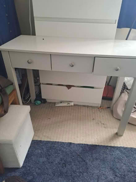 Photo of free Dressing table (Luton LU4) #1