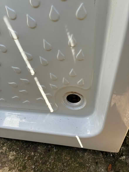 Photo of free Ceramic shower tray (Soudley GL14) #1
