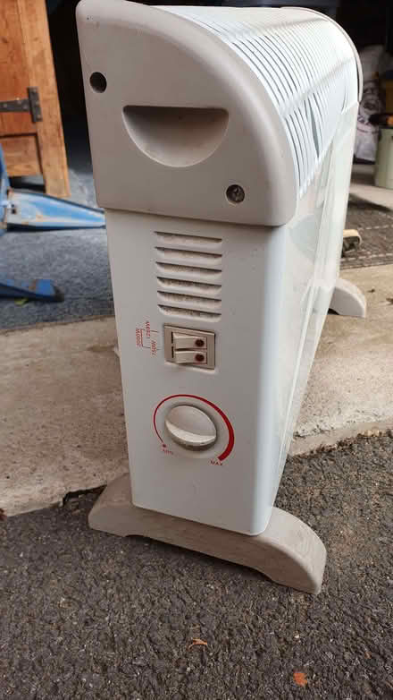 Photo of free Electric convector heater (Ansford CP BA7) #2
