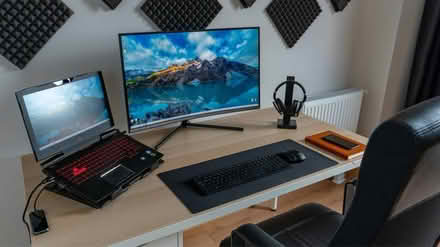 Photo of Monitor for Laptop (Sunnyhill Derby DE23) #1