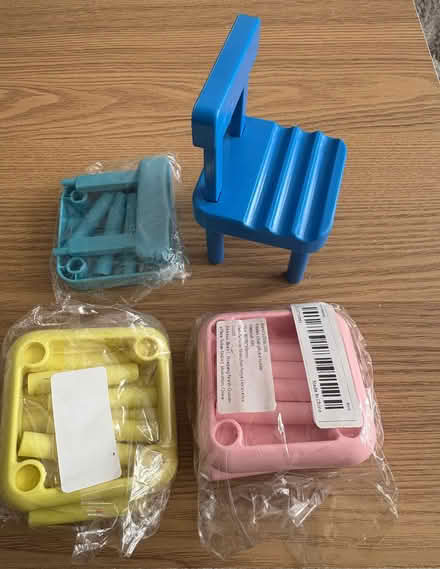 Photo of free Toy Chairs - mobile phone stands (New Eltham SE9) #2