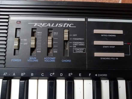 Photo of free 'Realistic' Concertmate750 keyboard (Highbury N5) #2