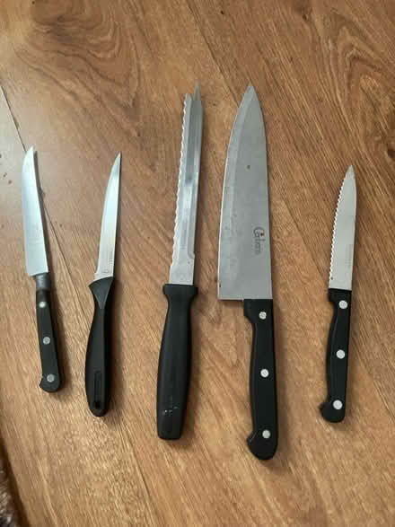 Photo of free Knife block (EN5 5NY) #2