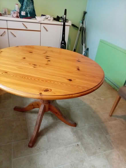 Photo of free Round pine table (Hawk Green Marple SK6) #2