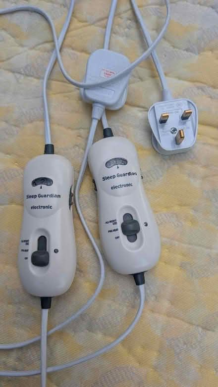 Photo of free Slumberland heated underblanket (Gorse Hill GU22) #2