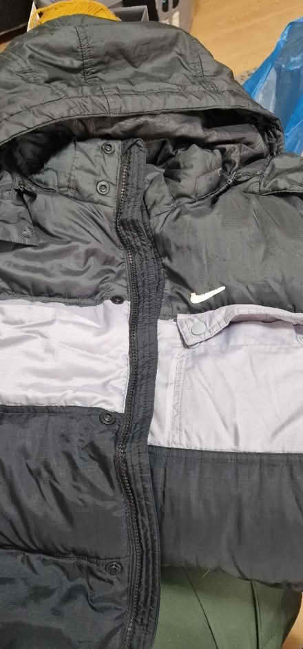Photo of free XL nike down filled coat (Brandhall b68) #1