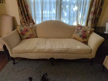 Photo of free Chippendale style ~1929 sofa (Mays Chapel) #1