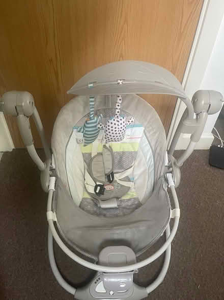 Photo of free Moses basket, bedsheets ,Rocker (M14, Fallowfield.) #4