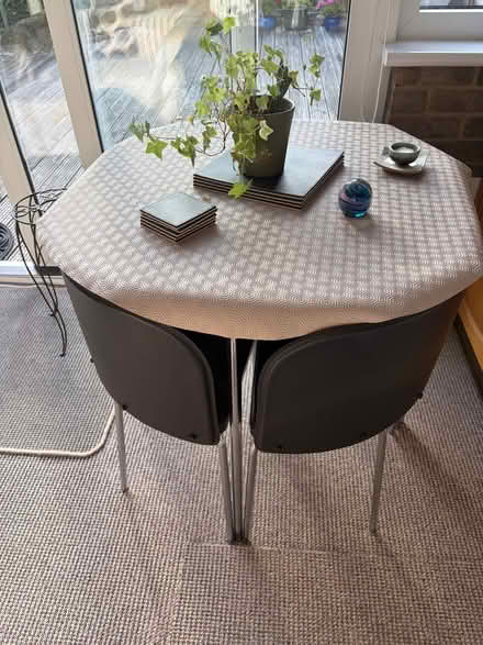 Photo of free Table and chairs (Fareham PO15) #1