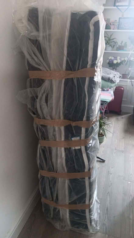 Photo of free King size bed (Hanwell W7) #1