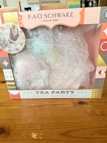 Photo of free Skate board & kids tea set (Hendon NW4) #4