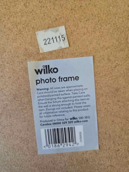 Photo of free Wilko Wooden Photo Frame (W3 7DY) #3