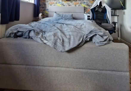 Photo of free Kingsize ottoman (MK15 downhead park) #1