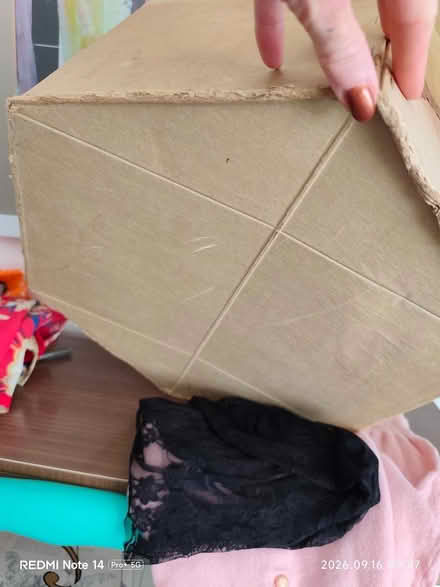 Photo of free Antique hat box (West Hill Road TN38) #4
