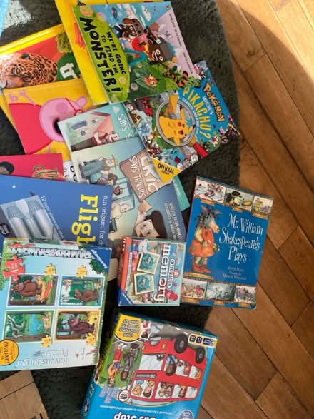 Photo of free Puzzle and books (Brentford) #1