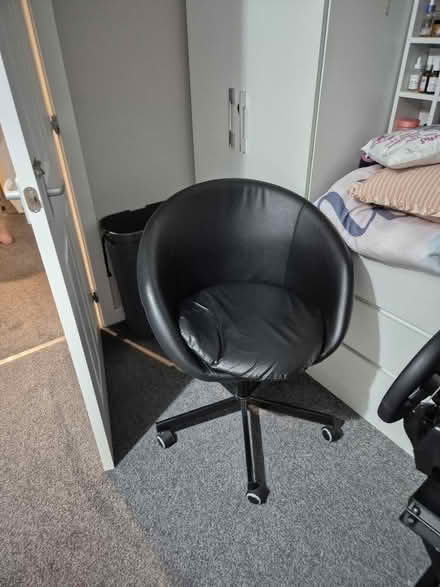 Photo of free Computer egg chair (Worcester WR2) #1