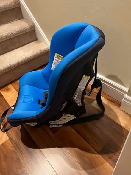 Photo of free Baby infant car seat (Jeanne d’Arc Blvd-Bilberry dr) #2