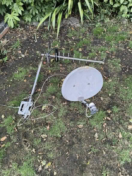 Photo of free Sky dish & antenna (WV4 parkfields) #1