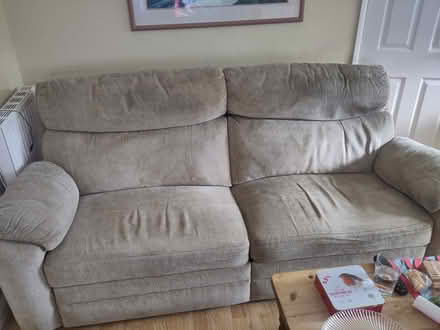 Photo of free Electric double reclining sofa (Henley-on-Thames RG9) #1