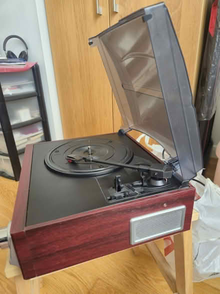 Photo of free Camry Vinyl Record Player - UK Plug (W3 7DY) #3