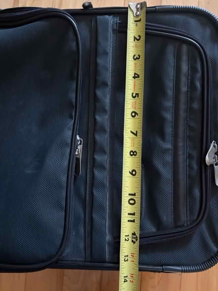 Photo of free Skyline Brand Suitcase Set (Providence Subdivision, Elgin) #4