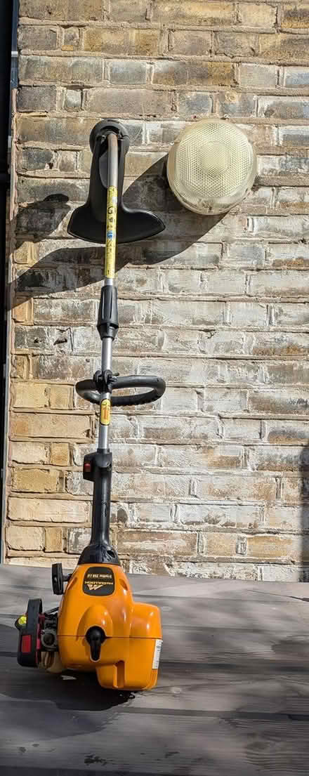 Photo of free McCulloch Petrol Strimmer (2) (N16) #4