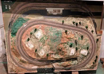 Photo of free N gauge Christmas train board (Anna st in Teaneck) #2