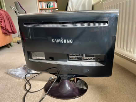 Photo of free 27inch monitor (Malvern WR14) #2