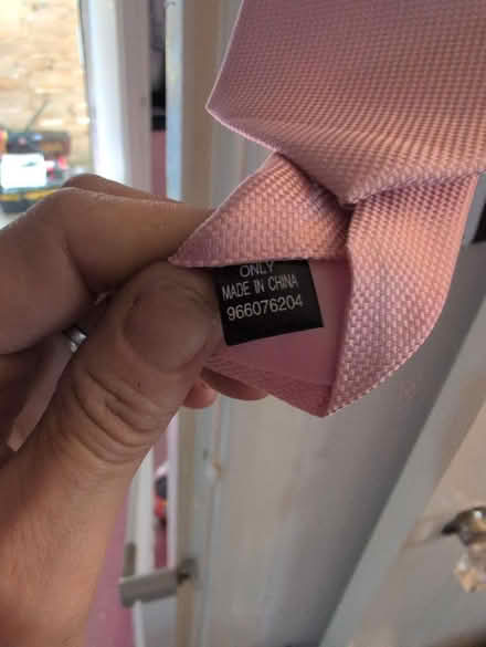 Photo of free Moss brothers pink tie (Erith DA8) #2