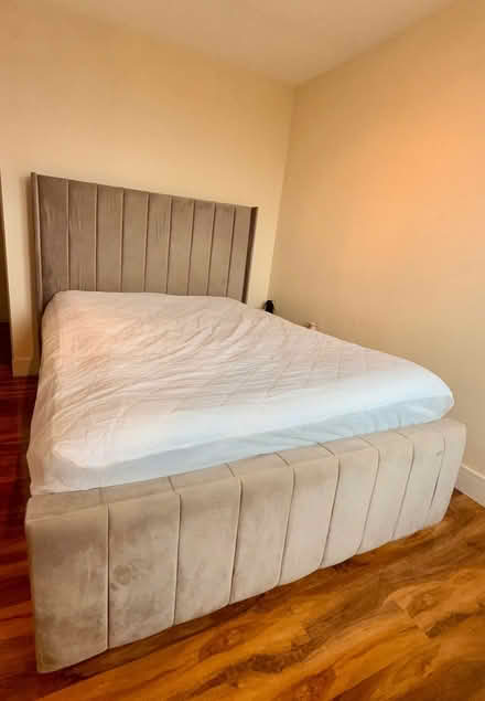 Photo of free King sized bed + mattress (Beckenham BR3) #1