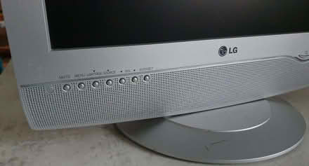 Photo of free LG PC Monitor (Ansford CP BA7) #2