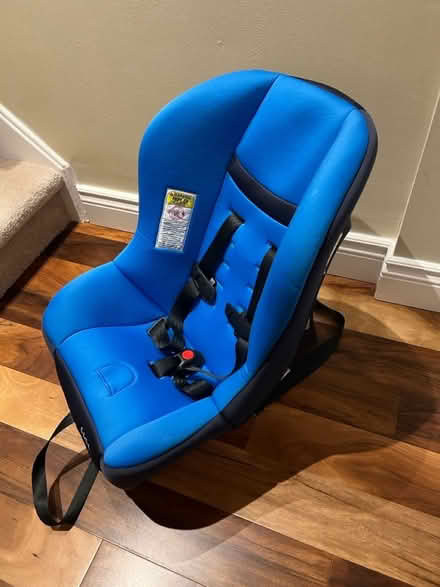 Photo of free Baby infant car seat (Jeanne d’Arc Blvd-Bilberry dr) #1