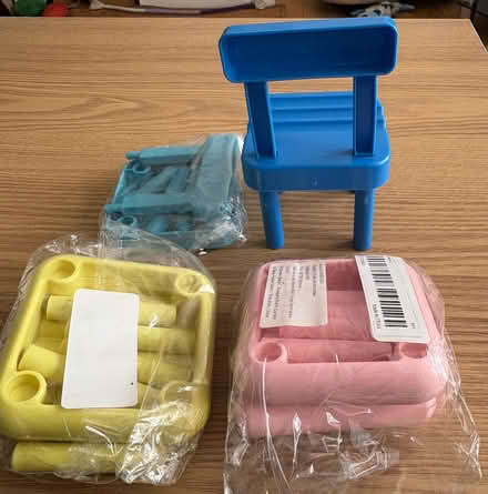 Photo of free Toy Chairs - mobile phone stands (New Eltham SE9) #3